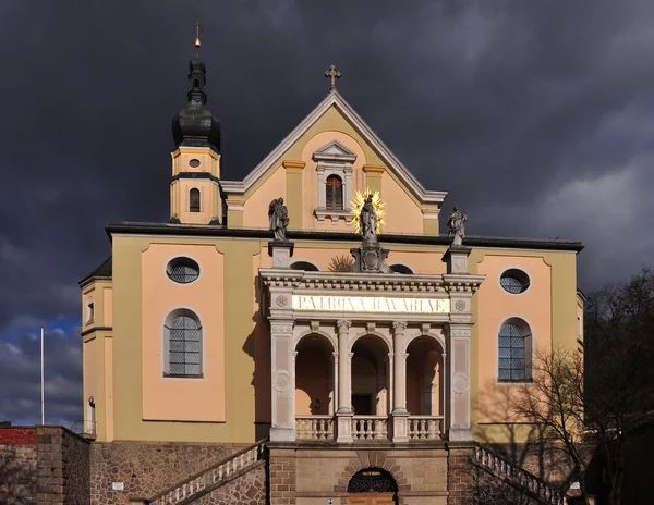 Kościół maria himmelfahrt w deggendorf — Zdjęcie stockowe