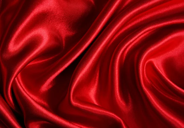 Гладкий элегантный красный шелк — стоковое фото