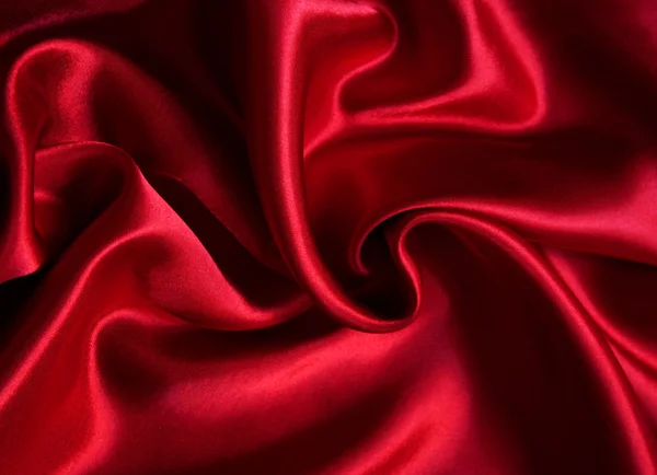 ผ้าไหมสีแดงเรียบหรู — ภาพถ่ายสต็อก