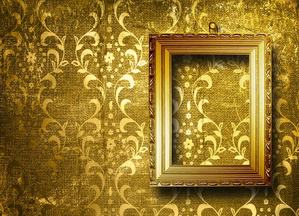ビクトリア朝様式の古いゴールド フレーム — ストック写真