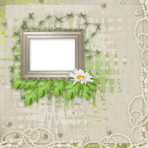 Grunge frame met prachtige ketting, kralen en bloemen — Stockfoto
