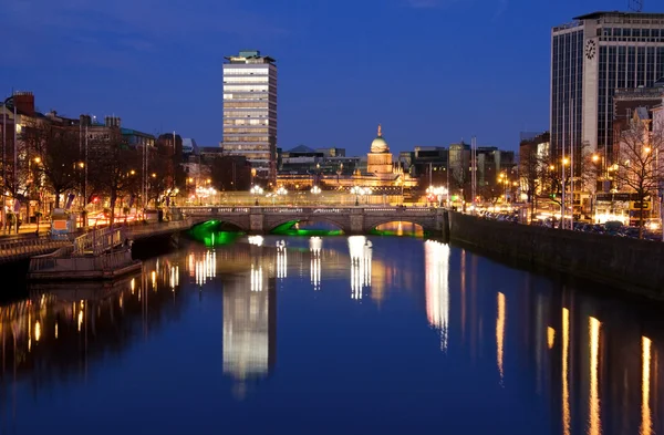 Dublin şehir üzerinden günbatımı — Stok fotoğraf