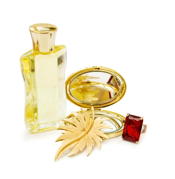 Cadeau de luxe avec parfum et bijoux — Photo