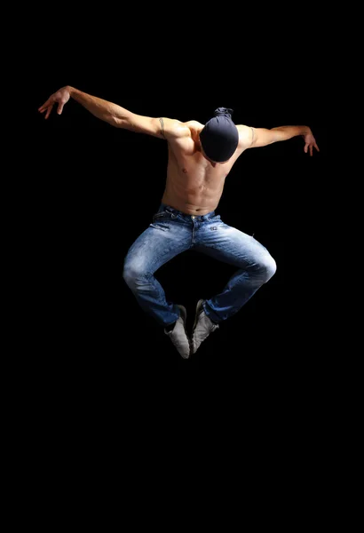 Dançarino moderno posa na frente do velho — Fotografia de Stock
