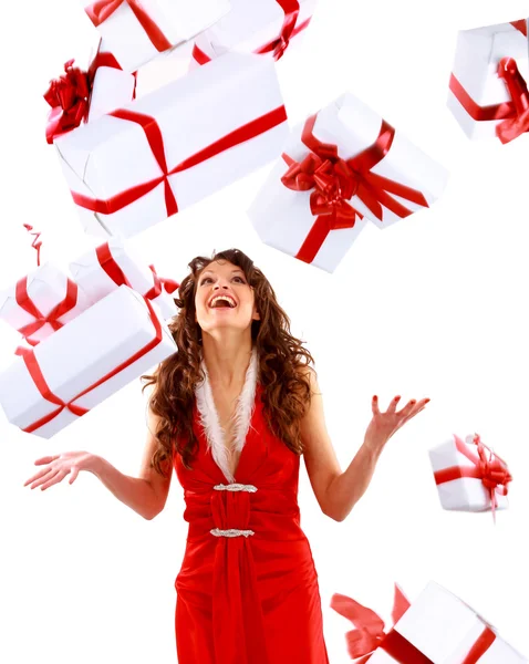Mujer atractiva emocionada con muchas cajas de regalo y bolsas . — Foto de Stock