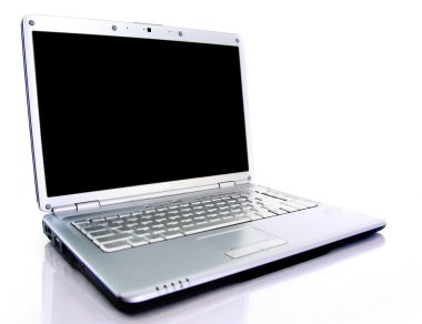 cam masa üzerine düşünceler ile üzerine beyaz izole modern dizüstü bilgisayar.