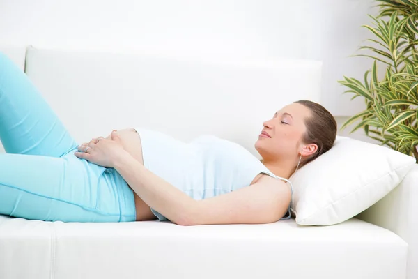 Retrato de fêmea grávida madura — Fotografia de Stock