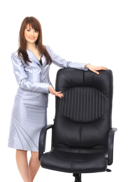 Chaise de bureau contemporaine et femme d'affaires — Photo