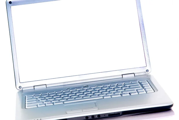 Modern laptop isolerade på vitt med reflektioner på glasbord — Stockfoto