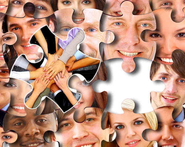 Unternehmensgruppe in Puzzleteilen — Stockfoto