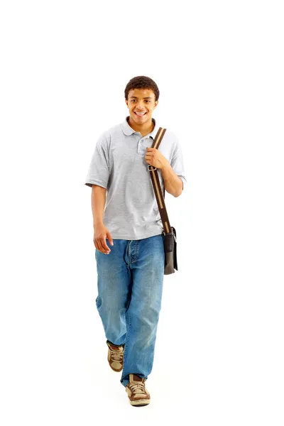 Gelukkig casual gekleed jonge zwarte college student geïsoleerd op witte CHTERGRO — Stockfoto