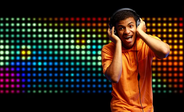 Boy is is listening to music — Stock Photo, Image