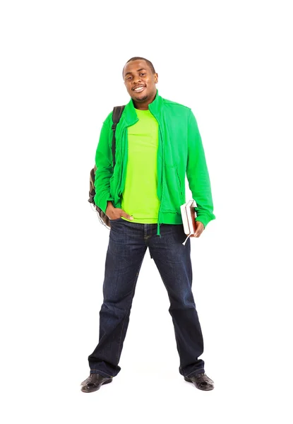 Natuurlijke op zoek lachende jonge Afrikaanse Amerikaanse mannelijk model op geïsoleerde backg — Stockfoto