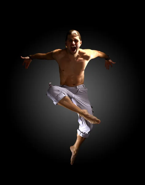 세련 되 고 젊은 현대적인 스타일 댄서 포즈 — 스톡 사진
