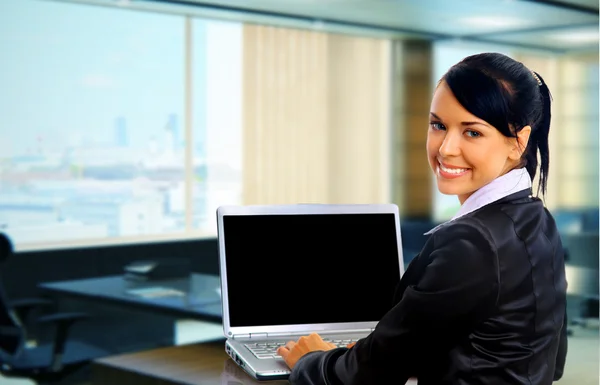 Mulher Negócios Jovem Computador Portátil Isolado Branco — Fotografia de Stock