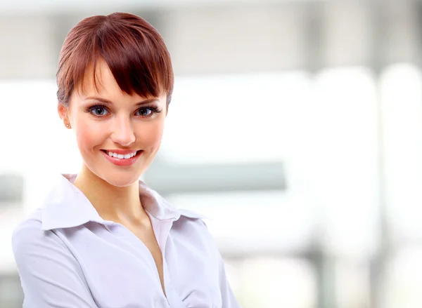 Positive Geschäftsfrau Lächelt Über Weißem Hintergrund — Stockfoto