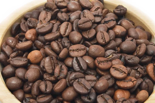 Kaffebönor i skål — Stockfoto