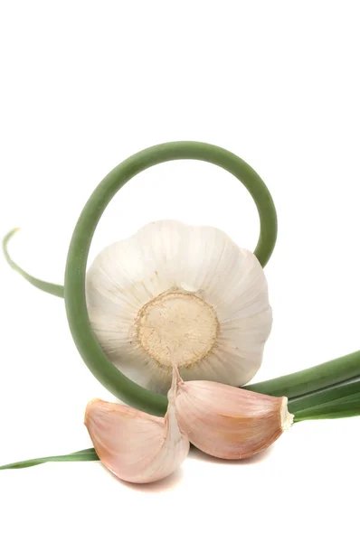 Garlic Head and Cloves with Stalk — Stock Photo, Image