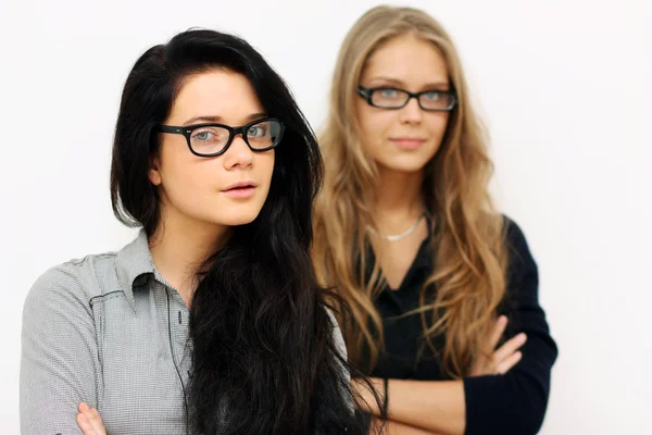 Twee jonge dames — Stockfoto