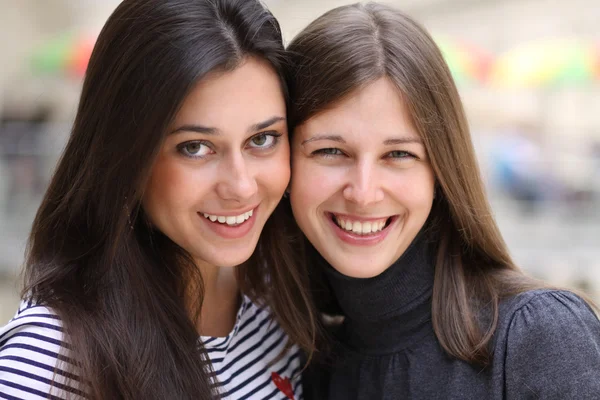 Two cheerful girls — Stock Photo, Image