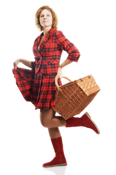 Chica con cesta —  Fotos de Stock