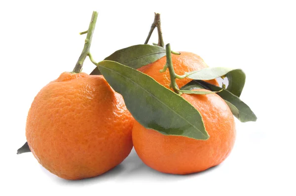 Mandariner med blad — Stockfoto