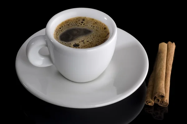 咖啡和桂皮枝 — 图库照片
