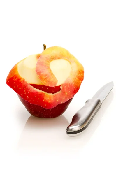 Manzana y cuchillo — Foto de Stock
