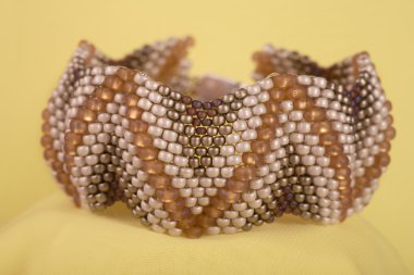 pulsera de abalorios hechos a mano