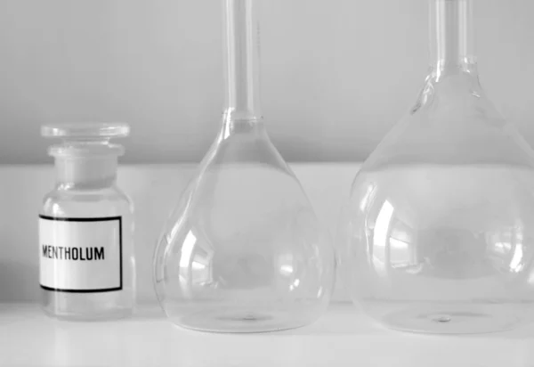 Kimyasal cam eşyalar — Stok fotoğraf