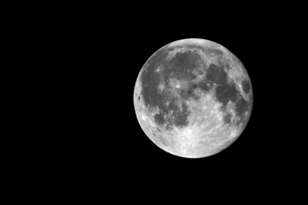 满月 4 — 图库照片