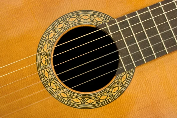 Guitarra acústica clásica, primer plano — Foto de Stock