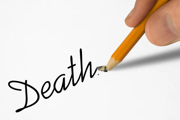 Слово Смерть на папері і зламаний олівець в руці — стокове фото