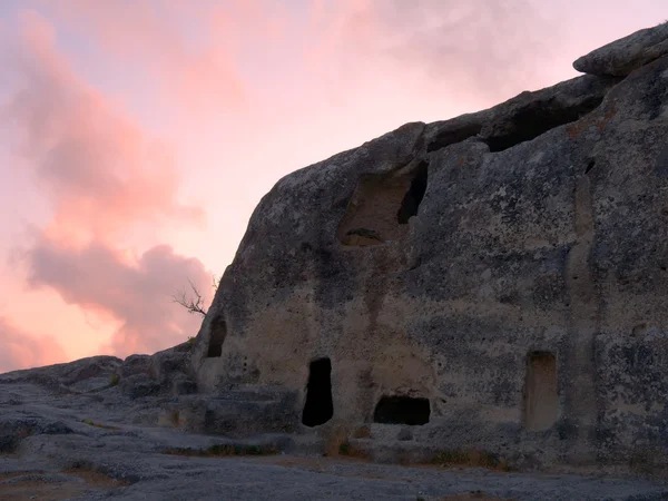 Harabeler, eski kasaba mağara — Stok fotoğraf