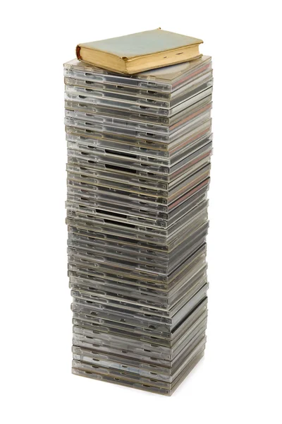 Diskleri ve kitap yığını — Stok fotoğraf
