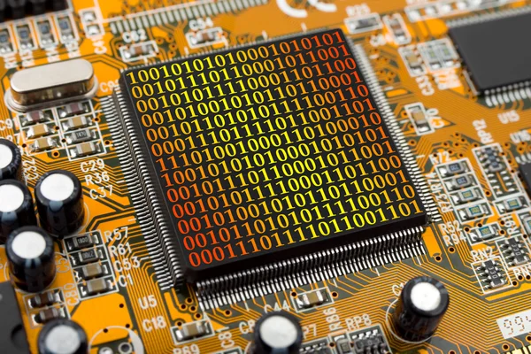 Chip de computador e bytes — Fotografia de Stock