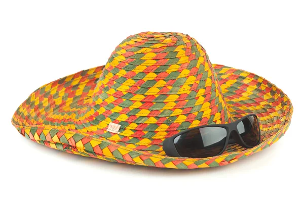 Beach hat and sunglasses — Stock Photo, Image