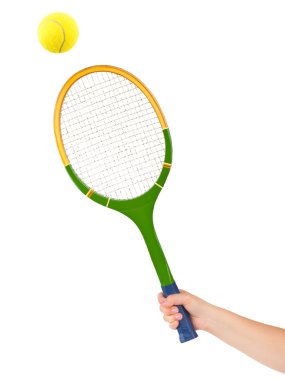 Tenis raket ve top ile el