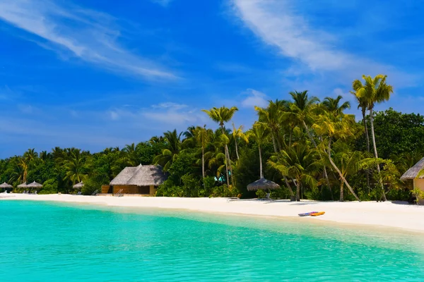 Beach at a tropical island — Stock Photo, Image