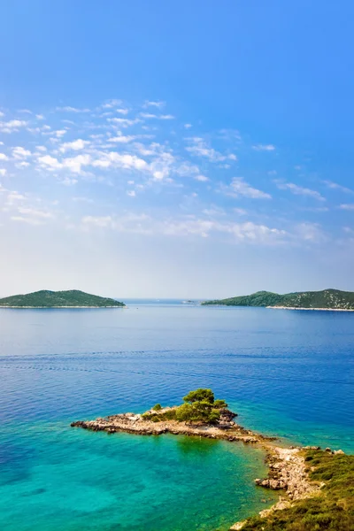 Cabo e ilhas em Croácia — Fotografia de Stock