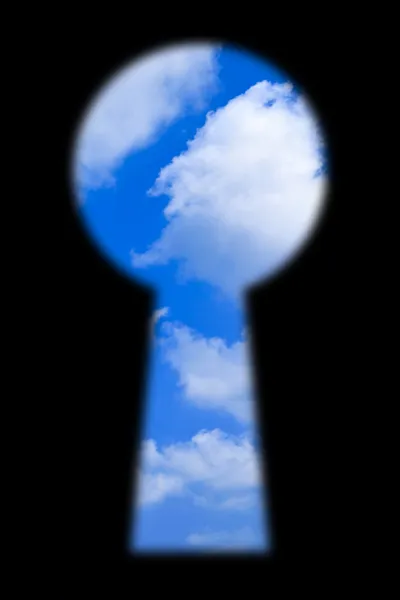 Himmel im Schlüsselloch — Stockfoto