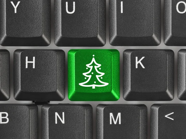 クリスマス ツリーのキーを持つコンピューターのキーボード — ストック写真