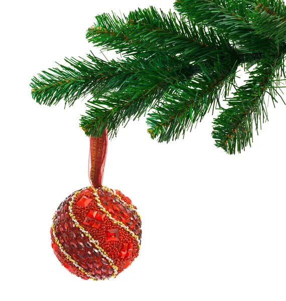 Рождественская елка и бал — стоковое фото