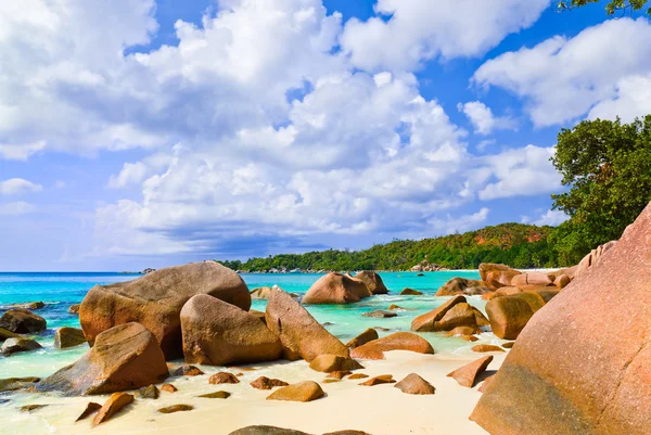 Praia Anse Lazio na ilha Praslin, Seychelles — Fotografia de Stock