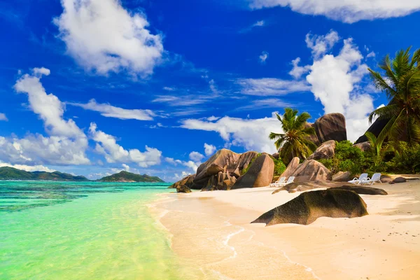 Beach Source d 'Argent at island La Digue, Seychelles — стоковое фото