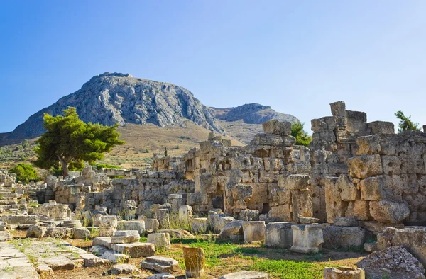 Ruiny v Korintu, Řecko — Stock fotografie