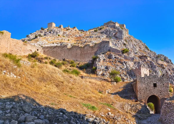 Vecchio forte a Corinto, Grecia — Foto Stock
