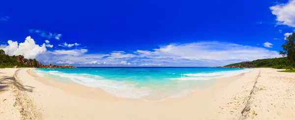 Panorama de praia tropical — Fotografia de Stock