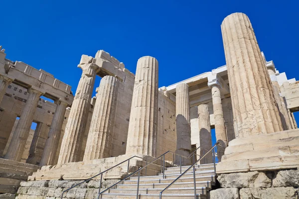 Ingången till Akropolis i Aten, Grekland — Stockfoto