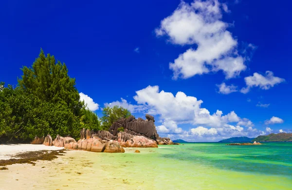Isla tropical Curieuse en Seychelles — Foto de Stock